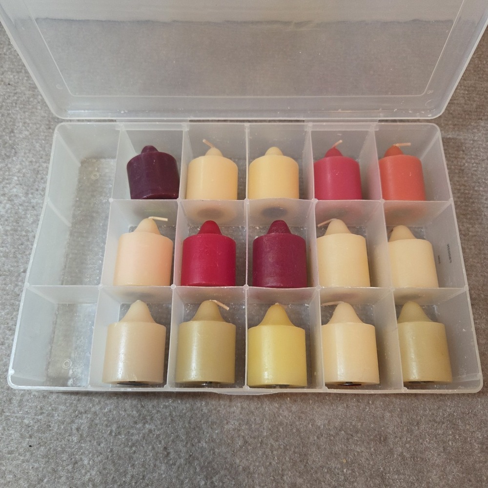 14 PartyLite Votive Candles in Clear Plastic 15 Compartment Storage Case Box